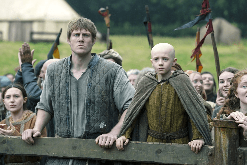 Dunk and Egg standing in a crowd in A Knight of the Seven Kingdoms