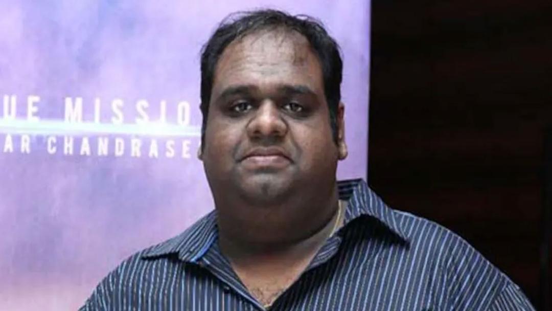 Bigg Boss Tamil 5 First Wildcard Entry, Director Ravinder Chandrasekhar