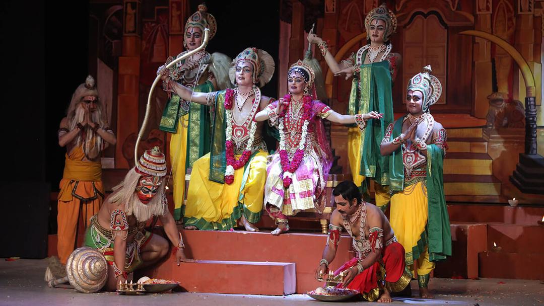 Best Places to Watch the Ramleela in Delhi | Ramlila Pandals