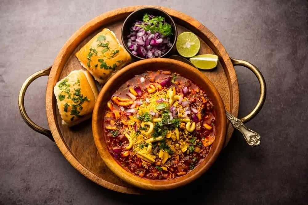The 10 Best Spots For Misal Pav In The City Of Mumbai
