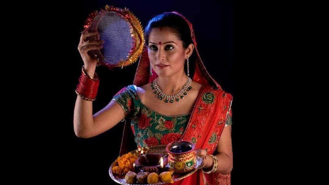 Happy Karwa Chauth 2022: Wishes, images, quotes, wallpaper, status to share  with your life partner - BusinessToday