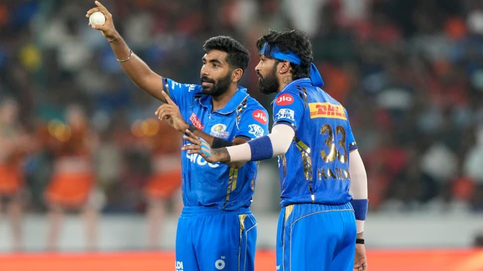 As Hardik Pandya Ignores Jasprit Bumrah Again With New Ball, Irfan Pathan, Brett Lee SLAM MI Captains Poor Captaincy Against SRH | Cricket News | Zee News