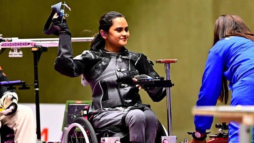 Paralympics 2024: Avani Lekhara wins gold medal in 10m Air Rifle shooting |  Olympic Games News - Business Standard