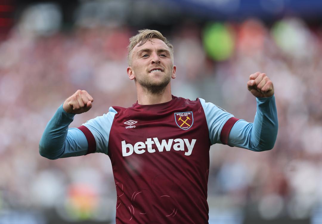 Transfer notebook: Liverpool and Newcastle on alert for Jarrod Bowen, Pedro Neto back on Arsenal radar, Erik ten Hag changes Manchester United approach | talkSPORT