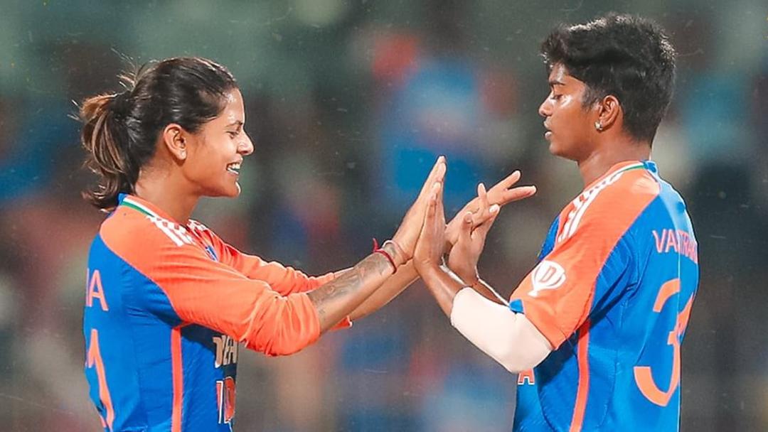 IND-W vs SA-W 3rd T20I 2024 Innings Update: Pooja Vastrakar, Radha Yadav Lead India's Stellar Bowling Effort To Bowl South Africa Out for 84 in Series Finale | LatestLY