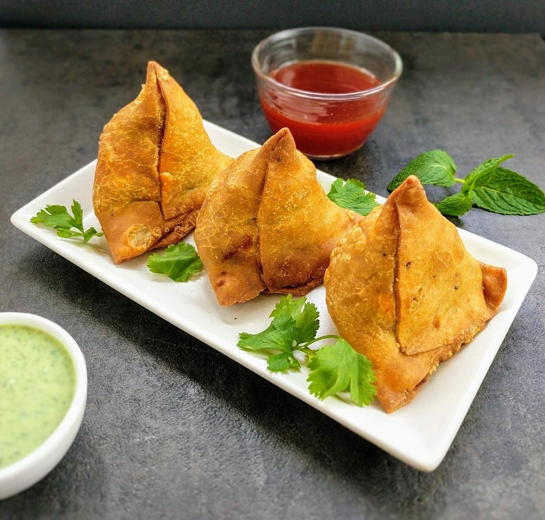 Samosa Recipe | Spicy Potato Samosa - VegeCravings