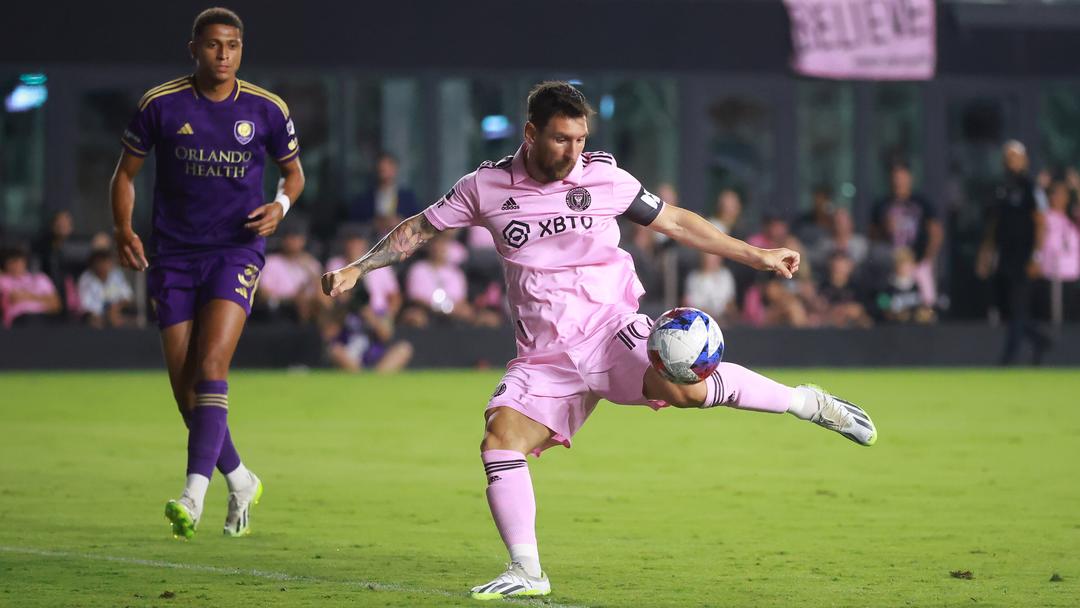 Lionel Messi Scores Twice for Inter Miami in Win Over Orlando - The New York Times