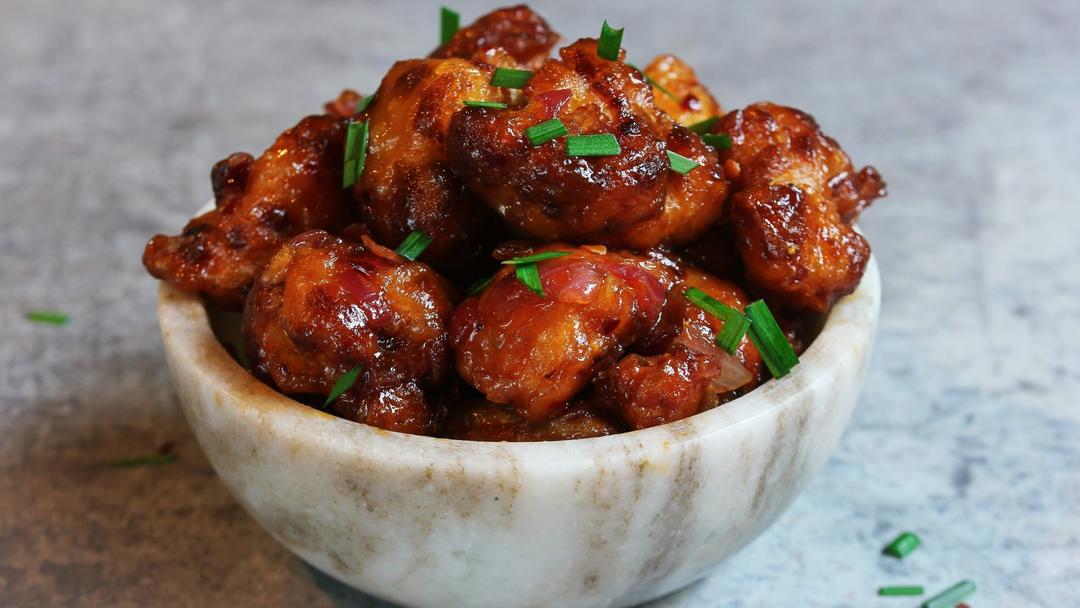How to make the party-favourite gobi manchurian at home, in under 30  minutes | VOGUE India