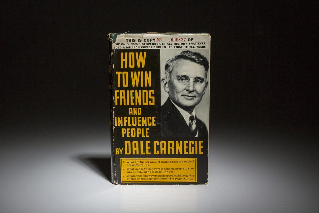 3 lessons from the book “How to Win Friends & Influence People” | by Maxim Gusarov | Medium