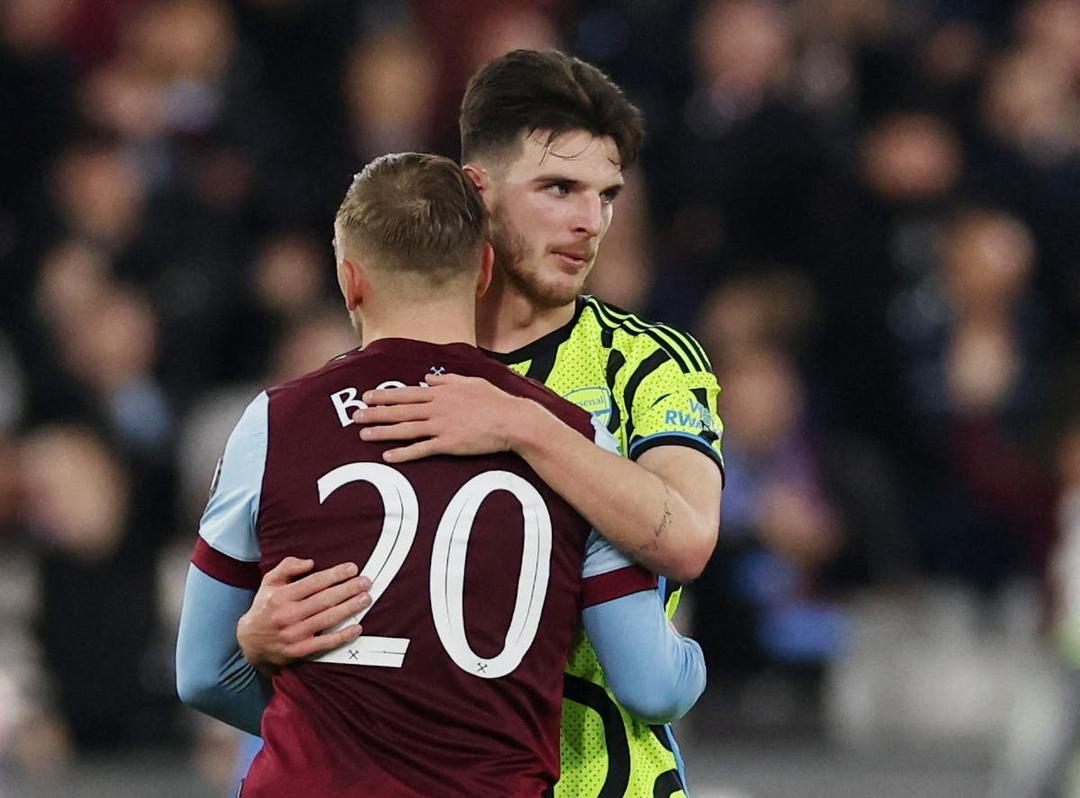West Ham vs Arsenal LIVE: Carabao Cup result and reaction as Kudus and Bowen knock Gunners out | The Independent