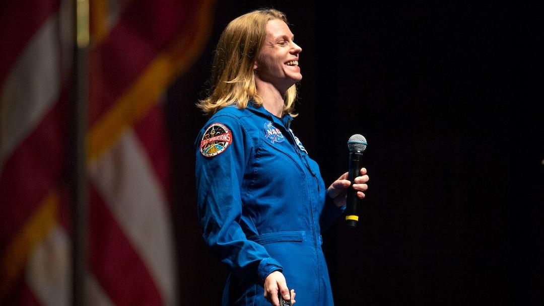 Carolina alumna, NASA astronaut Zena Cardman visits campus | UNC-Chapel Hill