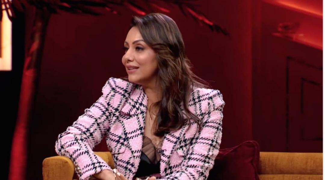 Koffee with Karan Season 7: Gauri Khan reveals Shah Rukh Khan's habit that annoys her the most, asks Suhana not to date 2 boys at the same time | Bollywood News - The Indian Express