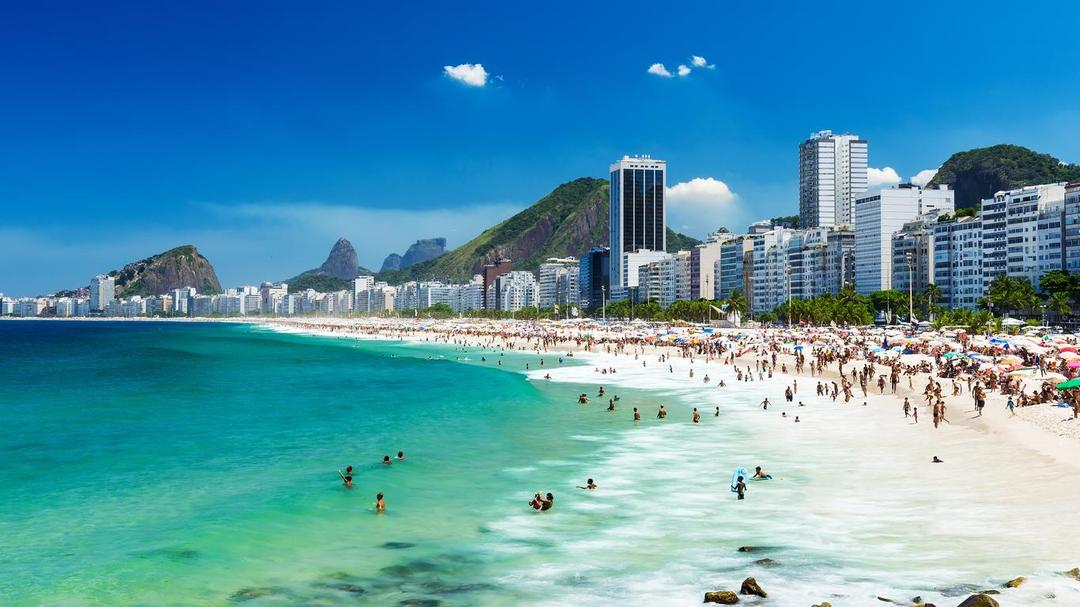 Hotels in Copacabana (Rio de Janeiro) from £17/night - KAYAK