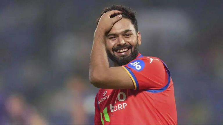 I had grave fears that he would never play...': Ricky Ponting praises Rishabh Pant's comeback ahead